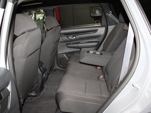 Used 2024 Honda CR-V Sport image 17