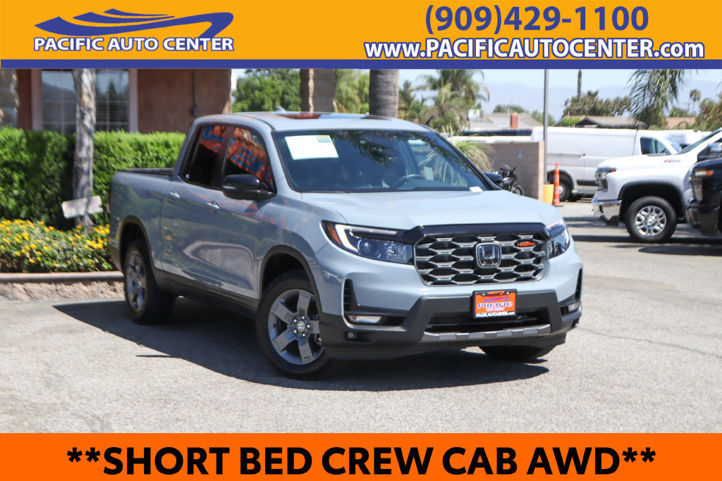 Used 2025 Honda Ridgeline TrailSport image 1