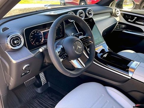 New 2026 Mercedes-Benz GLC 300 image 5