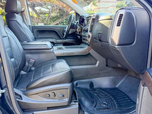 Used 2017 GMC Sierra 1500 Denali w/ Denali Ultimate Package image 15