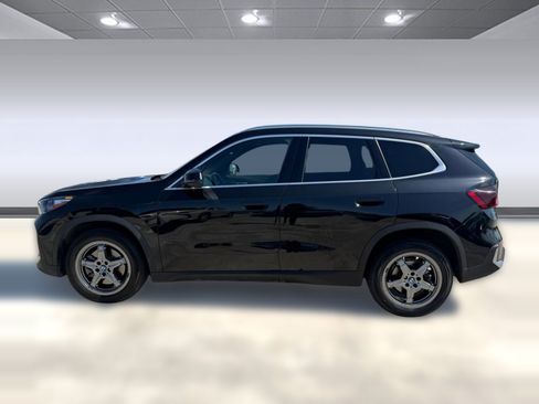 Used 2023 BMW X1 xDrive28i w/ Convenience Package AWD/4WD image 2