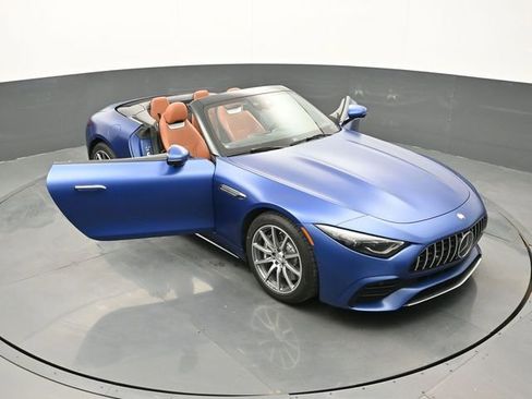 Used 2023 Mercedes-Benz SL 43 AMG SL 43 AMG w/ Driver Assistance Package image 26