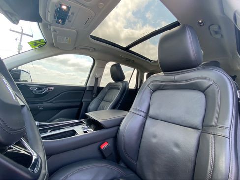 Used 2025 Lincoln Aviator Reserve w/ Illumination Package AWD/4WD image 30