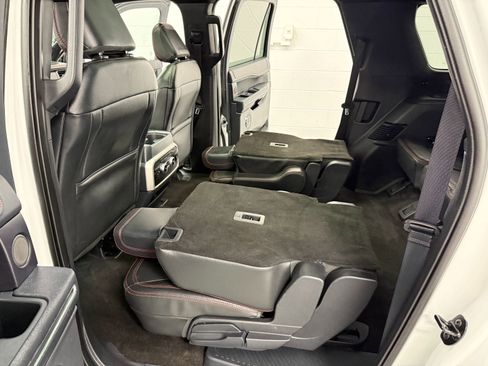 Used 2022 Ford Expedition Max Limited AWD/4WD image 15