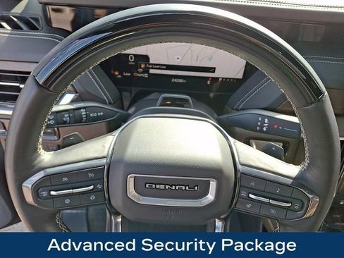 Used 2025 GMC Yukon Denali Ultimate AWD/4WD image 4
