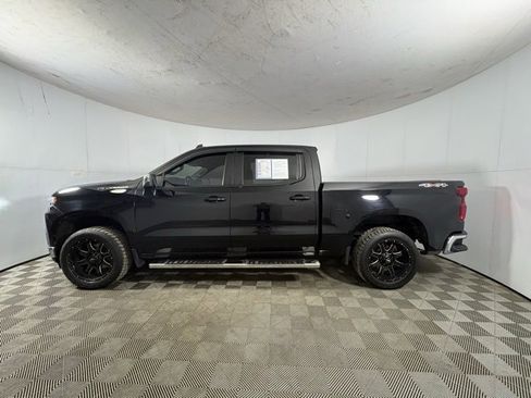 Used 2021 Chevrolet Silverado 1500 LT image 2