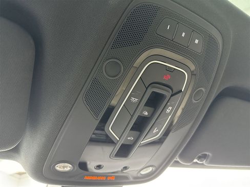 Used 2018 Audi Q7 3.0T Premium Plus w/ Premium Plus Package image 25