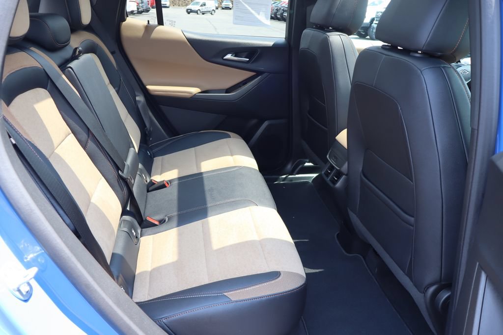 Used 2025 Chevrolet Equinox ACTIV w/ Safety and Technology Package FWD image 25