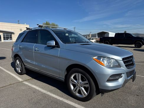 Used 2015 Mercedes-Benz ML 350 4MATIC image 3