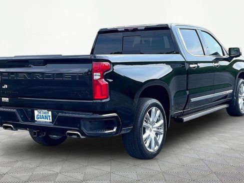 Used 2024 Chevrolet Silverado 1500 High Country w/ Technology Package AWD/4WD image 6