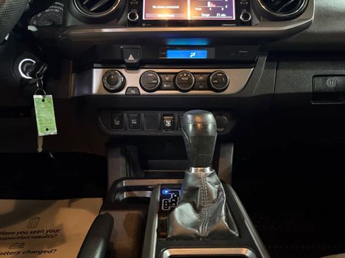 Used 2022 Toyota Tacoma SR5 image 17
