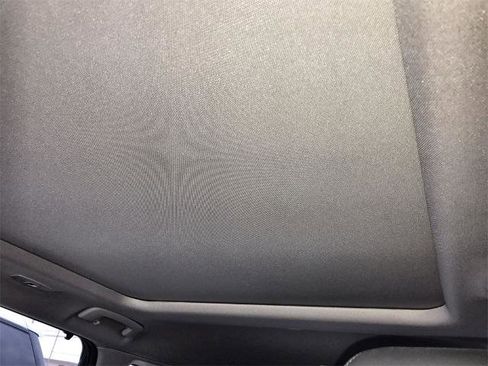 Certified 2023 Nissan Rogue SL w/ SL Premium Package image 22