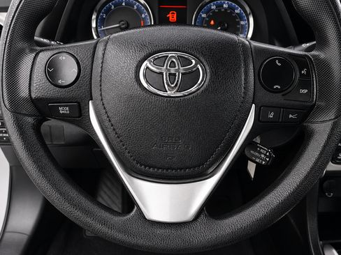 Used 2017 Toyota Corolla LE w/ LE Eco Premium Package FWD image 37