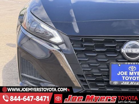 Used 2025 Nissan Altima 2.5 SR image 5
