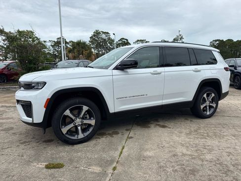 New 2026 Jeep Grand Cherokee L Limited RWD image 7