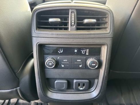 Used 2019 Buick Envision Essence image 12