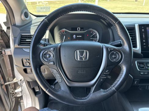 Used 2017 Honda Ridgeline RTL-T image 34
