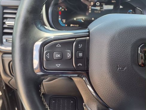Used 2025 RAM 2500 Limited AWD/4WD image 24