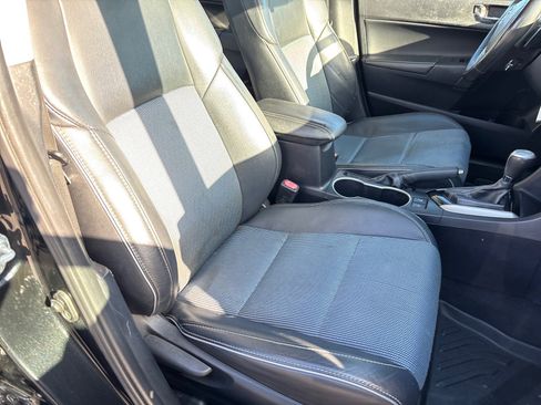 Used 2014 Toyota Corolla S image 15