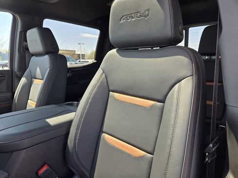 New 2026 GMC Sierra 1500 AT4 w/ AT4 Premium Package AWD/4WD image 19
