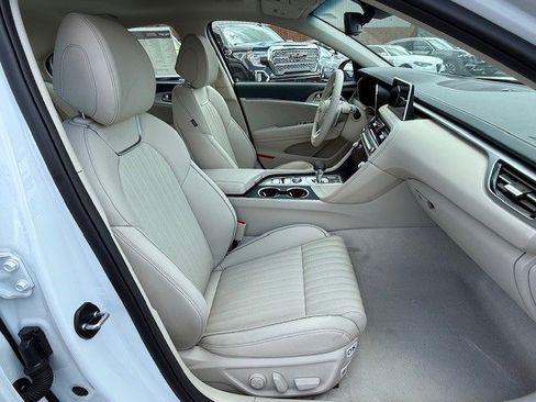 New 2026 Genesis G70 2.5T Prestige image 17