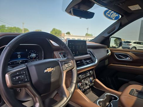 Used 2023 Chevrolet Tahoe High Country w/ Premium Package AWD/4WD image 17