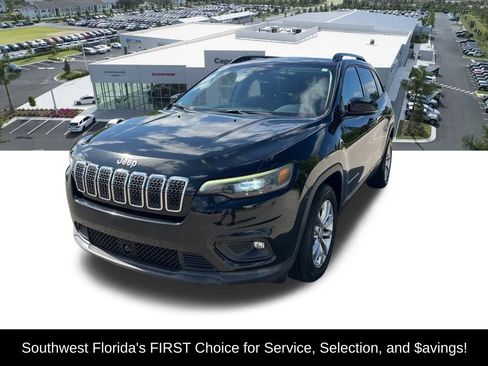 Certified 2022 Jeep Cherokee Latitude Lux FWD image 2