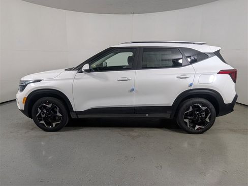 New 2026 Kia Seltos S image 4