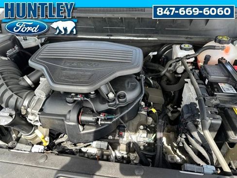 Used 2024 Cadillac XT6 Sport w/ LPO, Onyx Lite Package AWD/4WD image 9