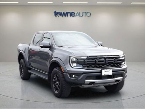 Used 2025 Ford Ranger Raptor AWD/4WD image 8
