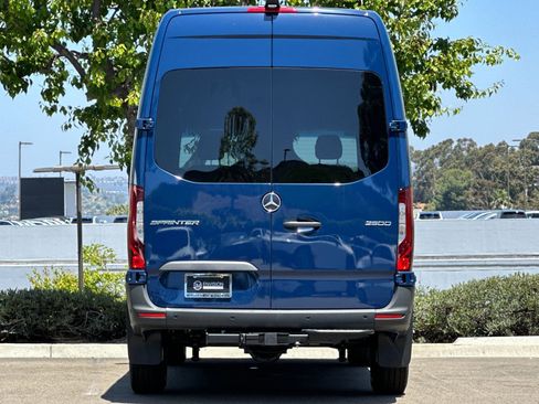 Used 2024 Mercedes-Benz Sprinter 144 Cargo image 4