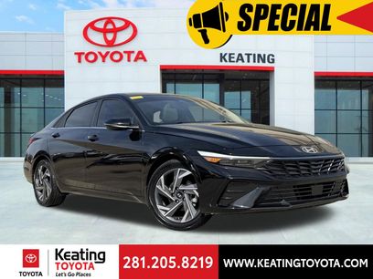 Used 2025 Hyundai Elantra Limited