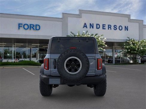 New 2025 Ford Bronco Badlands image 5