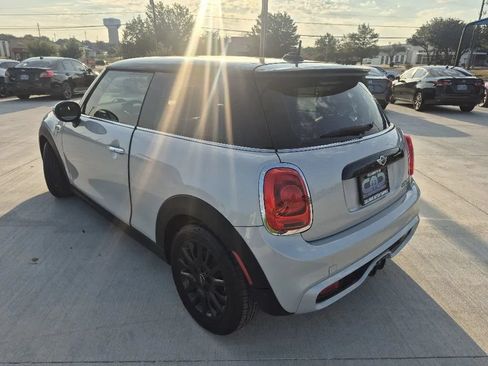 Used 2017 MINI Cooper S FWD image 8