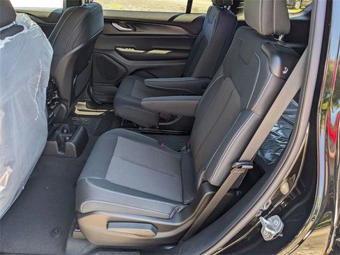 New 2025 Jeep Grand Cherokee L Laredo w/ Luxury Tech Group I image 10