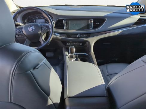 Used 2020 Buick Enclave Premium w/ Sun and Sites Package image 10