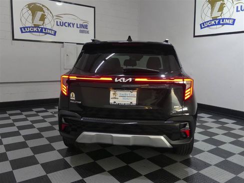Used 2024 Kia Seltos SX w/ SX Sunroof Package AWD/4WD image 8