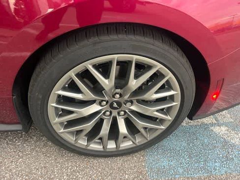 Used 2025 Ford Mustang GT Premium image 4