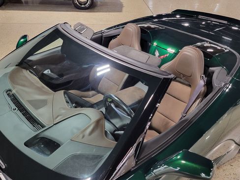 Used 2014 Chevrolet Corvette Stingray Convertible w/ 3LT Preferred Equipment Group RWD image 15