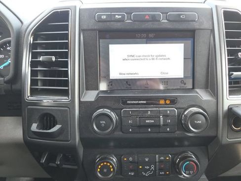 Certified 2019 Ford F350 XLT w/ XLT Premium Package RWD image 8