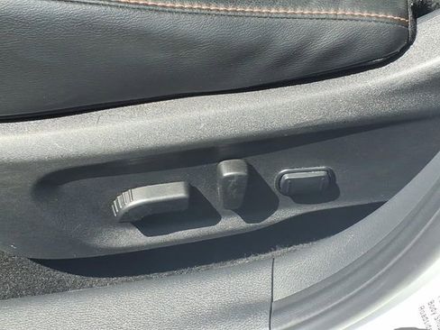Used 2023 Nissan Sentra SR w/ SR Premium Package FWD image 18