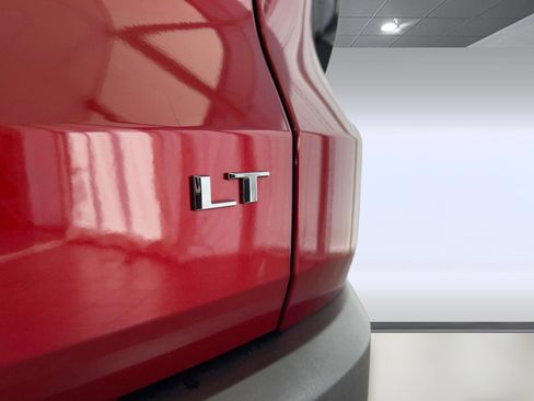 Used 2024 Chevrolet Traverse LT w/ LPO, Floor Liner Package image 30