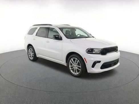 Used 2024 Dodge Durango GT RWD image 1