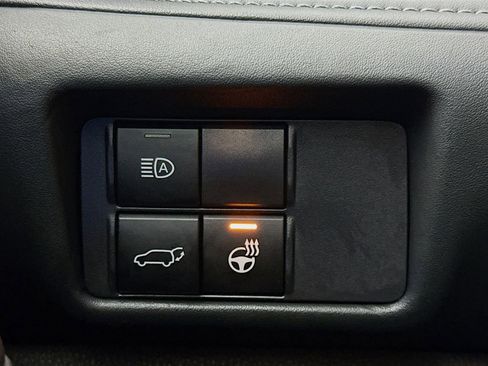 Used 2020 Toyota Highlander Limited image 9