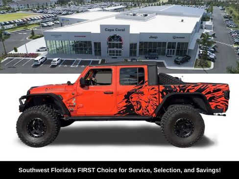 Used 2023 Jeep Gladiator Sport AWD/4WD image 2
