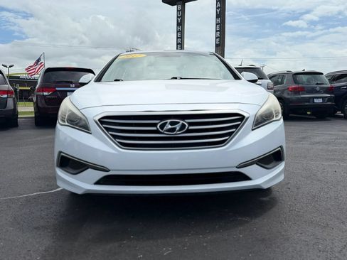 Used 2017 Hyundai Sonata SE FWD image 9