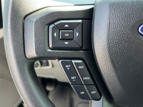 Used 2022 Ford F250 XL w/ Power Equipment Group AWD/4WD image 14