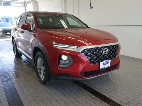 Used 2020 Hyundai Santa Fe SE AWD/4WD image 16
