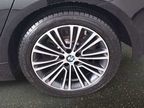 Used 2017 BMW 540i xDrive 540i xDrive image 38