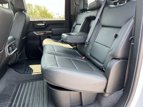 Used 2021 GMC Sierra 3500 Denali w/ Denali Ultimate Package AWD/4WD image 23